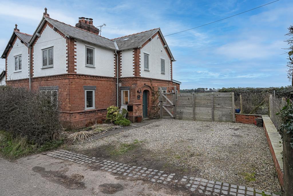 Waste Lane, Kelsall, Tarporley CW Estate Agents